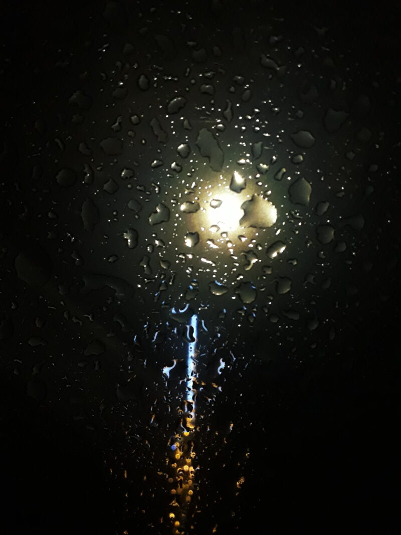 Rainy days – street light